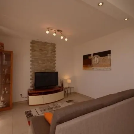 Apartament Strandnahe In By Interhome