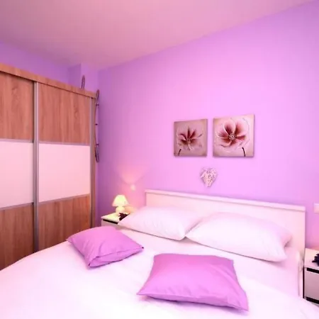 Apartament Strandnahe In By Interhome